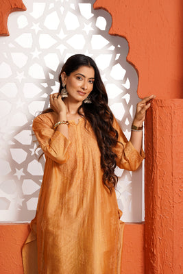 Aafreen: Golden Chanderi Silk Set with Bakhiya embroidery
