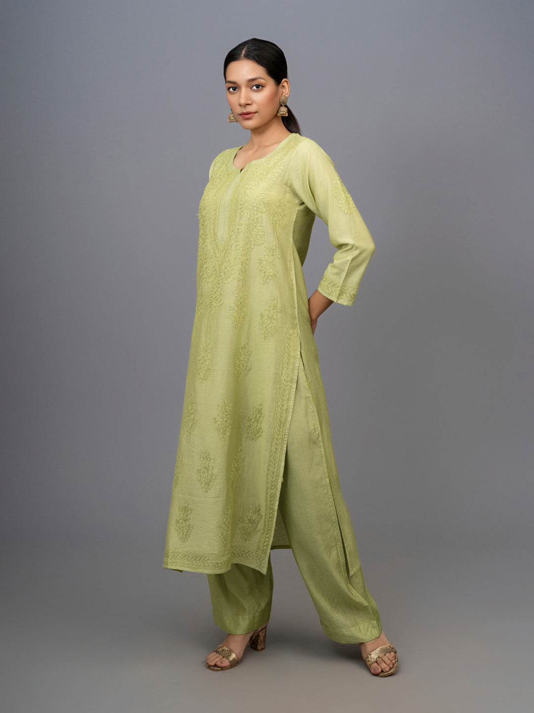 Aafreen:  Chanderi silk suit embellished with traditional Bakhiya chikankari embroidery-Green