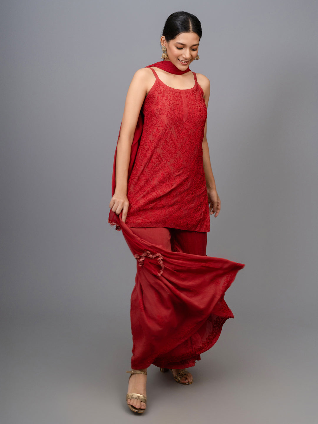 Zehnab! latest trend with this Muslin Chikankari Sharara paired with a sleek spaghetti strap kurta