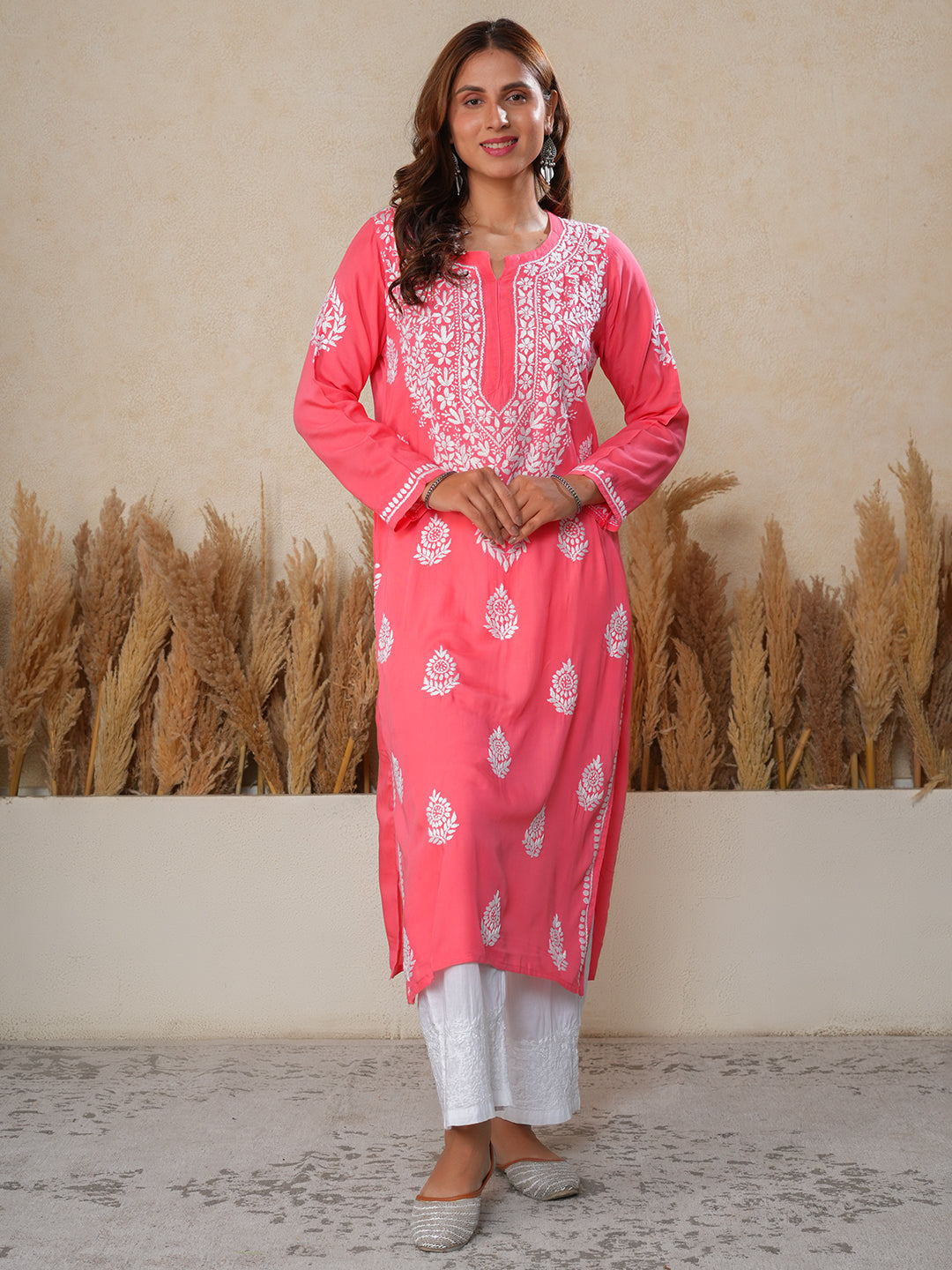 Nilofar: Pink hand embroidered Modal Chikankari Kurti