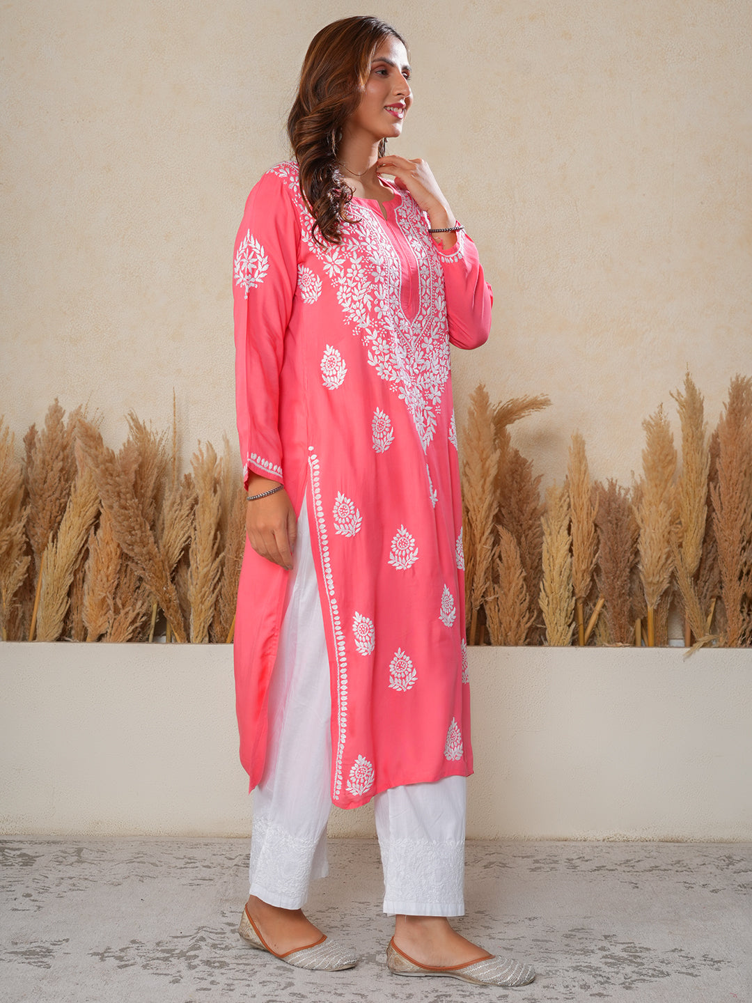 Nilofar: Pink hand embroidered Modal Chikankari Kurti
