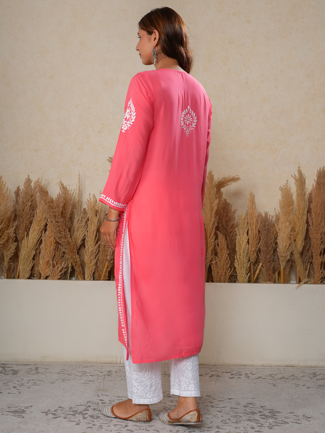 Nilofar: Pink hand embroidered Modal Chikankari Kurti
