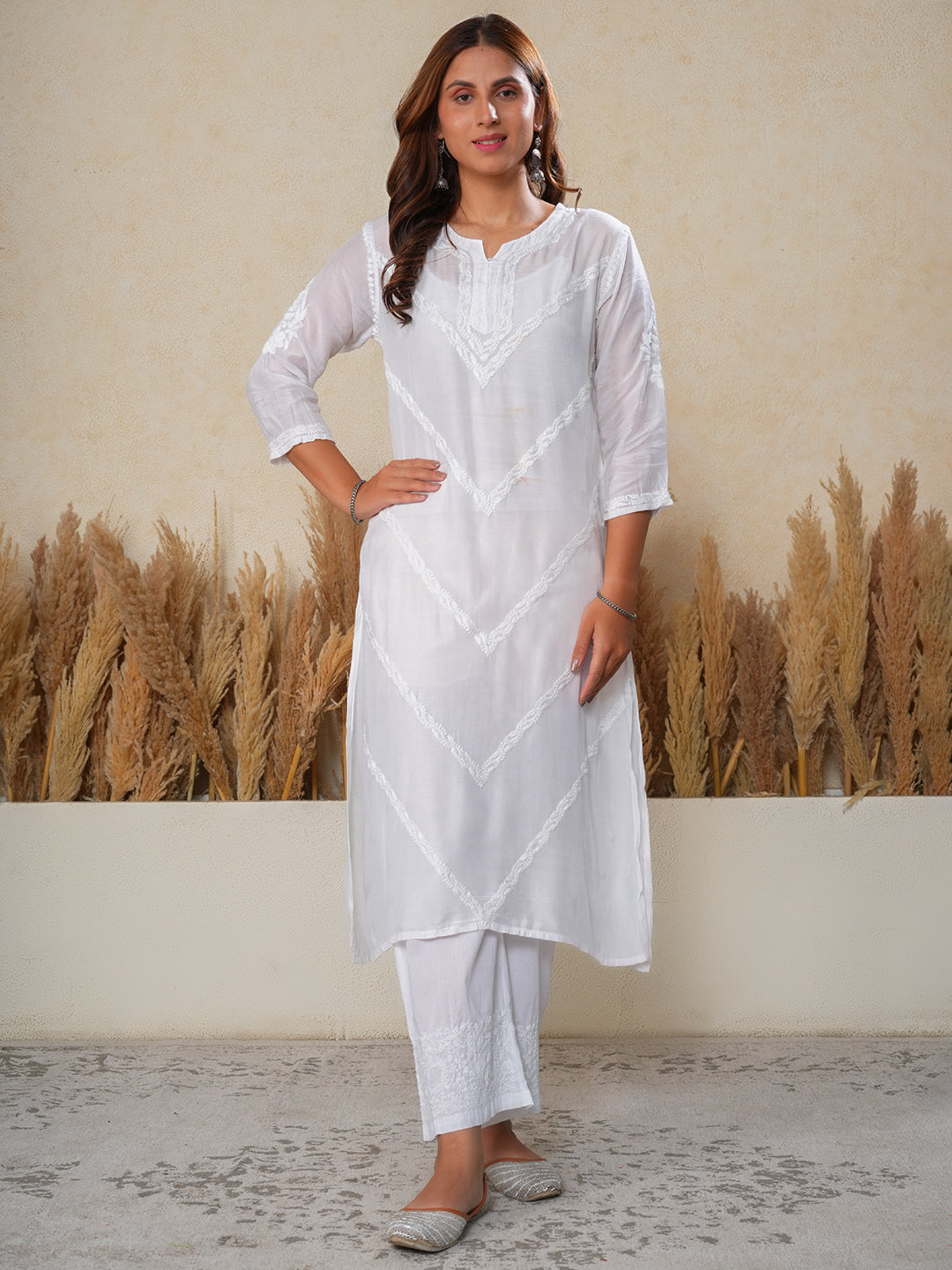 Your Highness: White Luxurious Chikankari Premium Muslin Straight Kurti