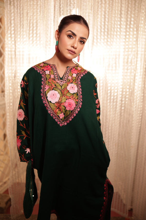 Gulistan: Kashmiri Winter Phiran-Green Hastyakala Gulistan: Kashmiri Winter Phiran-Green Hastyakala