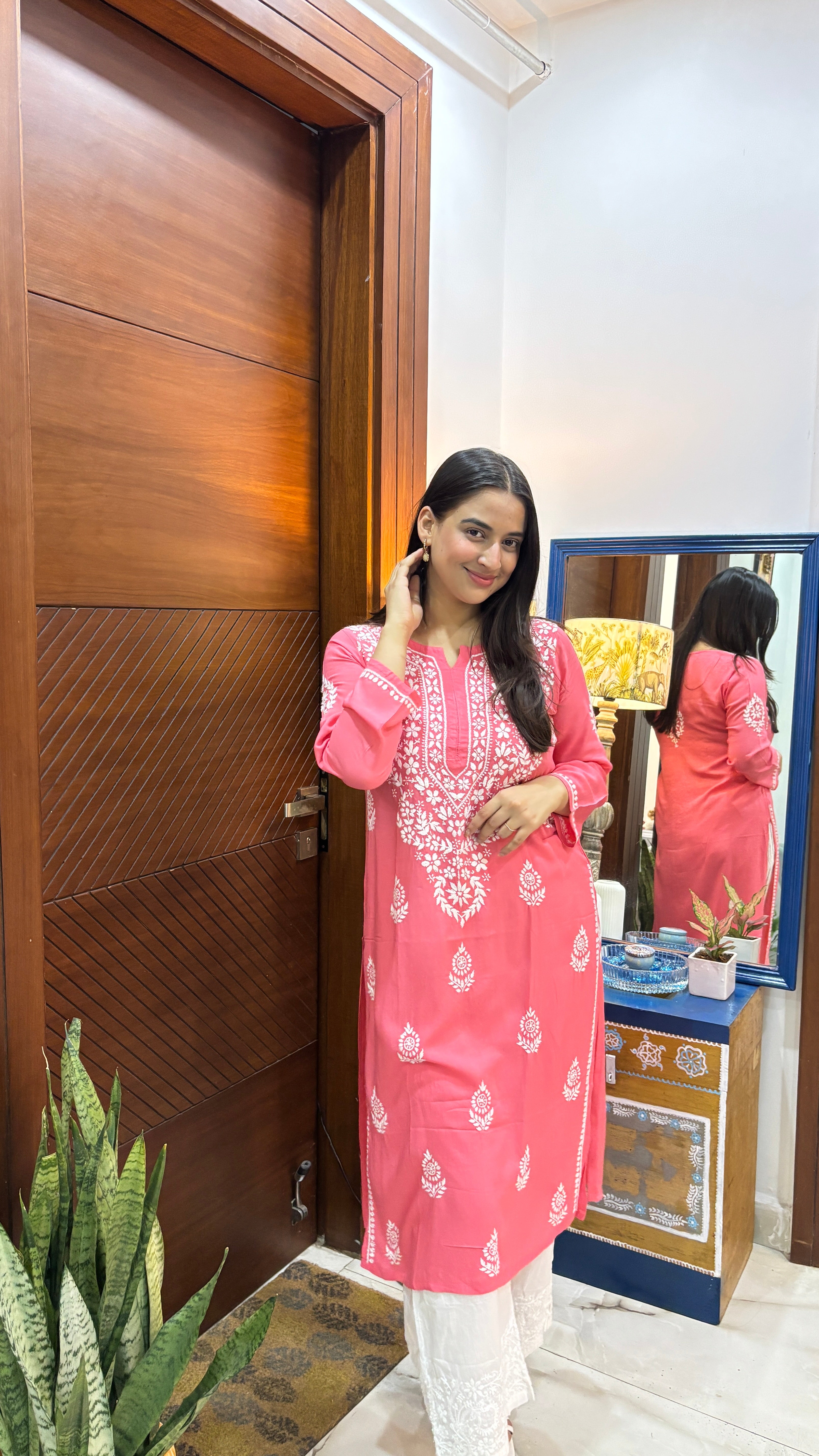 Nilofar: Pink hand embroidered Modal Chikankari Kurti